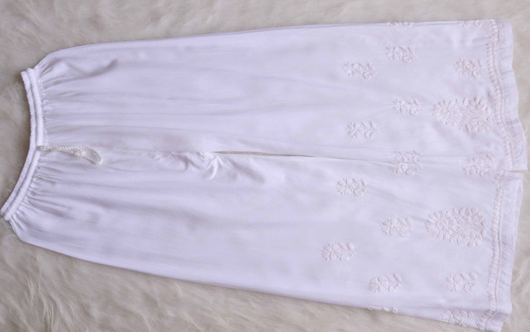 ZAINAB WHITE RAYON KURTA PANT SET