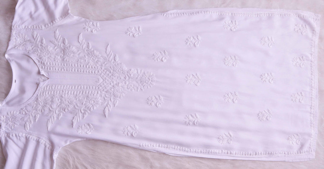 ZAINAB WHITE RAYON KURTA PANT SET