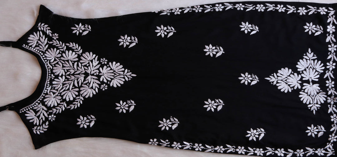RUHI BLACK SLEEVELESS RAYON KURTA