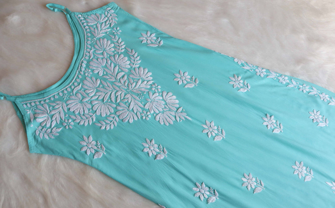 RUHI MINT GREEN SLEEVELESS RAYON KURTA
