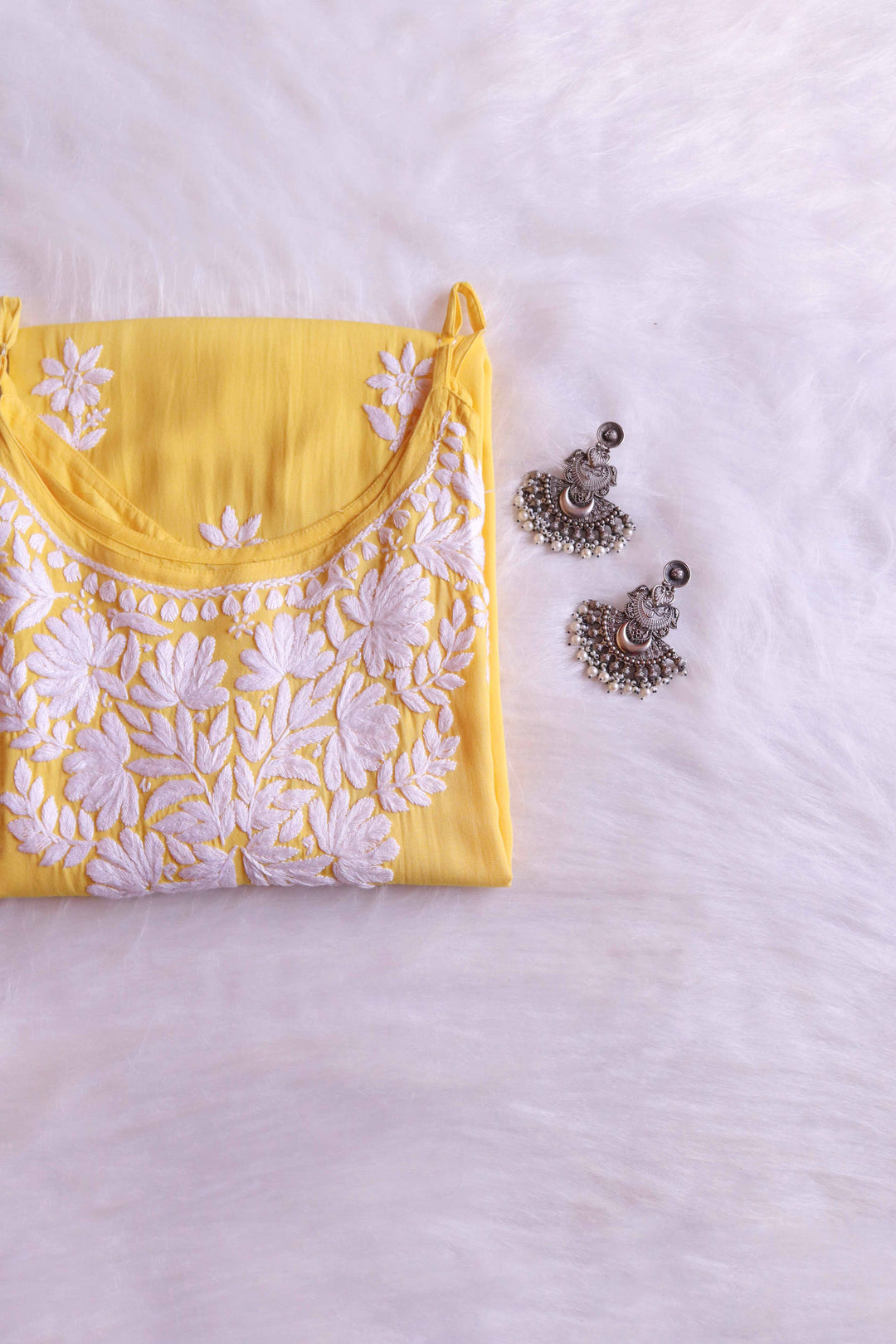 RUHI YELLOW SLEEVELESS RAYON KURTA