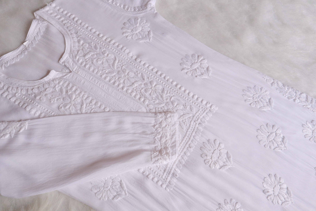 HOOR WHITE RAYON KURTA PANT SET